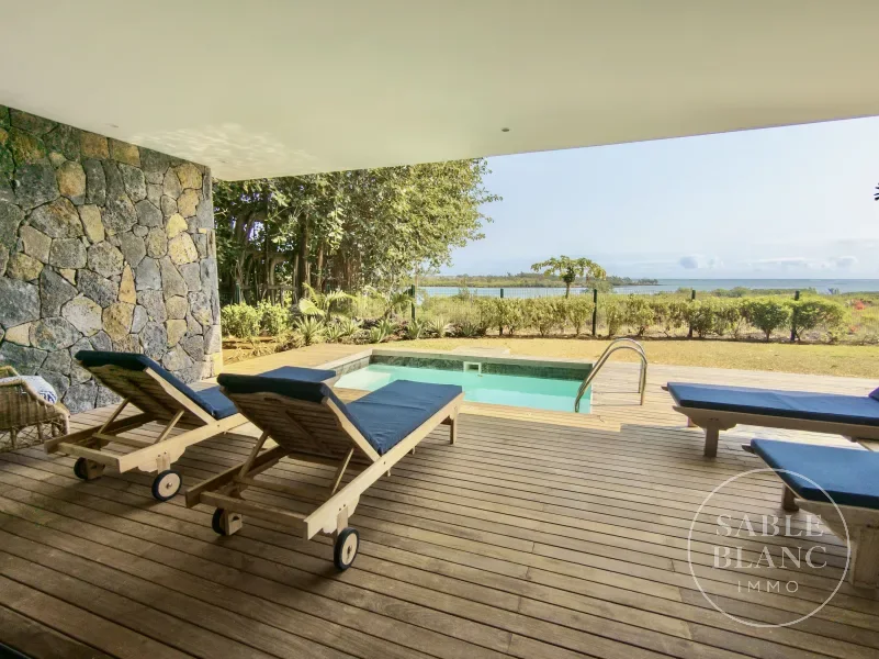 St Antoine Private Residence – Sea View Apartment (Combo)