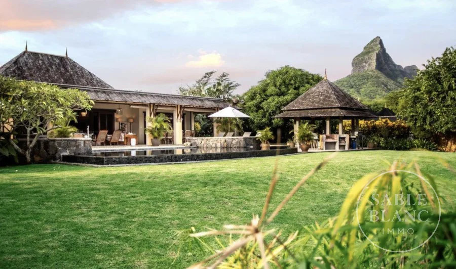 EKÔ Savannah — Where Luxury Meets Nature